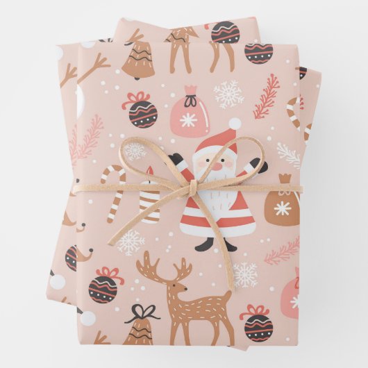 Schattigee feestelijke roze kerstboom sneeuwpop re inpakpapier vel (In situ)