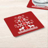 Schattigee feestelijke scandi rood witte kerstboom kartonnen onderzetters (Schuin)