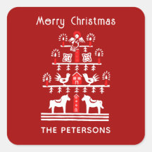 Schattigee feestelijke scandi rood witte kerstboom