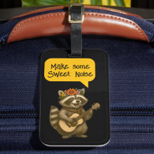 Schattigee Floral Raccoon Music Duo spelen gitaarm