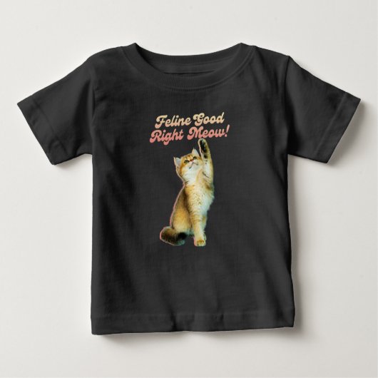 Schattigee Funny Cat Typografie met Speelse Kitten (Voorkant)