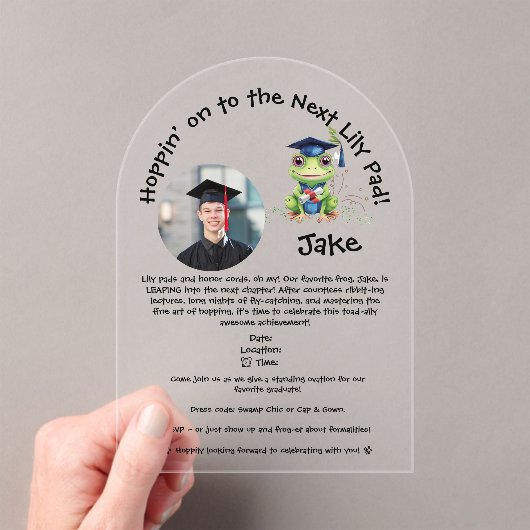 Schattigee Funny Frog Afstuderen Acryl Uitnodiging (Insitu (Draagbaar))