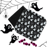 Schattigee geesten | Spinnen | Spider Webs Hallowe Papieren Bordje<br><div class="desc">Schattigee spoken,  spinnen en spinnenwebben op een zwarte achtergrond Halloween-patroon.</div>