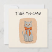 Schattigee geïllustreerde grijze kat met boog bedankkaart (Voorkant)