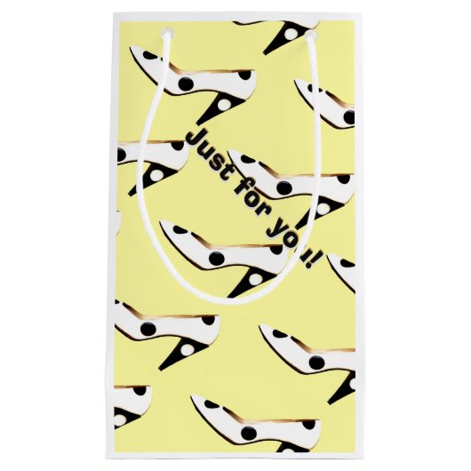 Schattigee gele hoge hak schoen klein cadeauzakje (Voorkant)