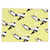 Schattigee gele hoge hak schoen large cadeautasje (Achterkant)