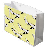 Schattigee gele hoge hak schoen large cadeautasje (Achterkant Gekanteld)