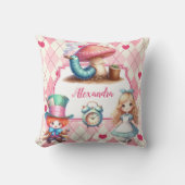 Schattigee gepersonaliseerde Alice in Wonderland Kussen (Voorkant)