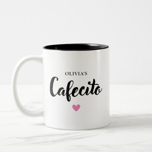 Schattigee gepersonaliseerde Cafecito Script-Mok Tweekleurige Koffiemok (Links)