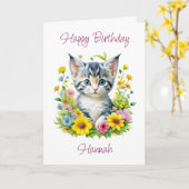 Schattigee gepersonaliseerde kitten in Flowers Bir Kaart (Gele Bloem)