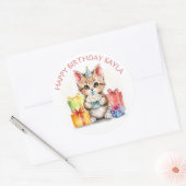 Schattigee gepersonaliseerde kitten in het Pet van Ronde Sticker (Envelop)