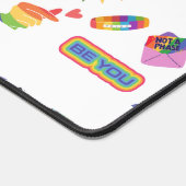 Schattigee gepersonaliseerde LGBTQ+ Pride Desk Mat (Hoek)