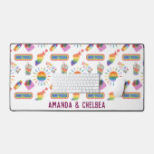 Schattigee gepersonaliseerde LGBTQ+ Pride Desk Mat (Keyboard & Muis)
