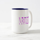 Schattigee gepersonaliseerde "Nancy" naam en harte Tweekleurige Koffiemok (Voorkant rechts)