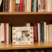 Schattigee gepersonaliseerde oma Floral gegraveerd