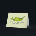Schattigee gepersonaliseerde twee erwten in een po kaart<br><div class="desc">Dit wenskaart is de perfecte kaart voor je beste vriend/zus. De binnenkant van de kaart is volledig aanpasbaar om dit geschenk nog persoonlijker te maken.</div>