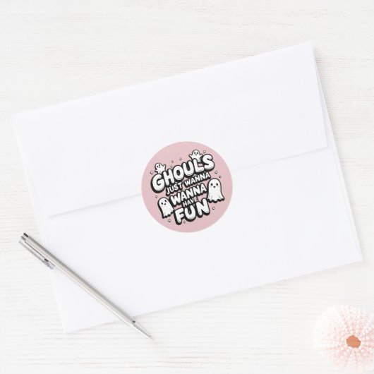 Schattigee Ghost Halloween Verjaardag | Pink Ghoul Ronde Sticker (Envelop)