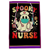 Schattigee Ghost Nurse Halloween Graphic Retro Pas Medium Cadeauzakje (Voorkant)