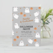 Schattigee Ghost & Pumpkin Grey Halloween Feest Kaart (Staand voorkant)
