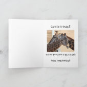 Schattigee Giraffe Over-the-Hill Verjaardag Kaart (Binnen)