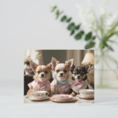 Schattigee Girly Chihuahua Tea Party Briefkaart (Staand voorkant)