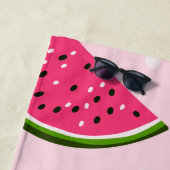 Schattigee Girly Cool Watermelon Strandlaken (In situ)