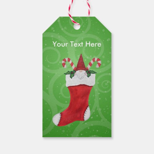 Schattigee Gnome in Rode Kerstmis Kous Groene Swir Cadeaulabel (Achterkant)