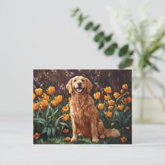 Schattigee Golden Retriever in een tulpentuin Briefkaart (Staand voorkant)