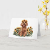 Schattigee Goldendoodle hond met een zonnebloemkro Kaart (Gele Bloem)