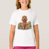 Schattigee Goldendoodle hond met een zonnebloemkro T-shirt (Voorkant)