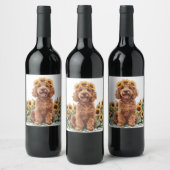 Schattigee Goldendoodle hond met een zonnebloemkro Wijn Etiket (Flessen)