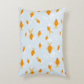 Schattigee goudvissen zwemmen in het water accent kussen (Voorkant(Verticaal))