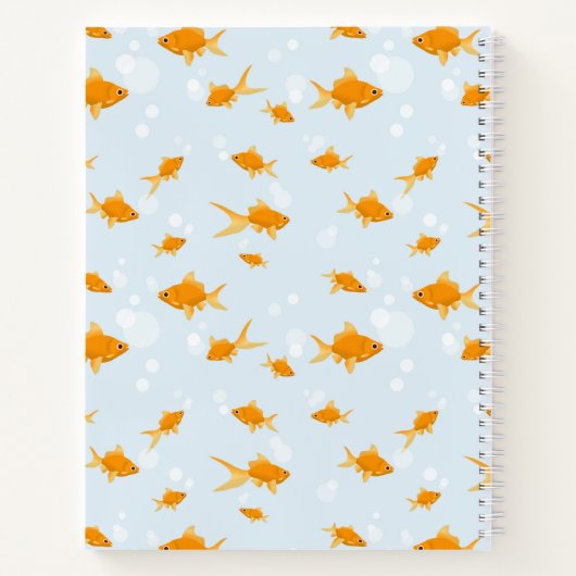 Schattigee goudvissen zwemmen in het water notitieboek (Achterkant)