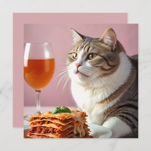 Schattigee Grijze Kat met Lasagne en Wijnglas (Voorkant / Achterkant)