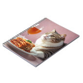 Schattigee Grijze Kat met Lasagne en Wijnglas Notitieboek (Linkerzijde)