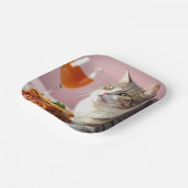 Schattigee Grijze Kat met Lasagne en Wijnglas Papieren Bordje (Gebogen)