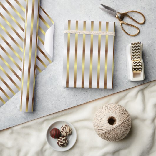Schattigee grijze witte en gouden strepen kerst cadeaupapier (Crafts)