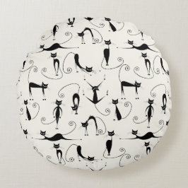 Schattigee grillige speelse slinky zwarte katten rond kussen