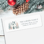 Schattigee grillige Winter Christmas House Cottage Etiket<br><div class="desc">Voeg een vleugje grillige wintermagie toe aan uw vakantie Kaart enveloppen met dit moderne schattige kersthuisje waterverf adresetiketten. Beschikt over een charmante waterverf van een gezellig winterhuis in zacht neutraal terracotta en stoffig zacht blauwgroen, ideaal voor het toevoegen van een persoonlijke en minimale schattigheid aan uw vakantie briefpapier, personaliseren het...</div>