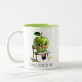Schattigee Groene Apple Student – Wees nieuwsgieri Tweekleurige Koffiemok (Links)