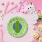 Schattigee groene augurk komkommer gepersonaliseer papieren bordje (Feest)