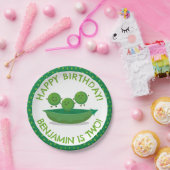 Schattigee groene erwten in pod gepersonaliseerde  papieren bordje (Feest)