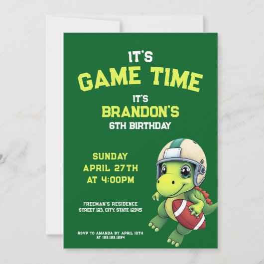 Schattigee Groene Football Dinosaurus Kids Verjaar Kaart (Voorkant)