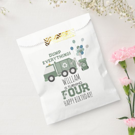 Schattigee Groene Recycling Truck Kinder Naam Age  Bedankzakje (Gezegeld)