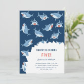 Schattigee grote witte haaien oceaan verjaardagsfe kaart (Staand voorkant)