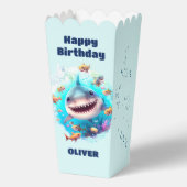 Schattigee haai 1e verjaardagsnaam Baby Boy Popcor Bedankdoosjes (Achterkant)