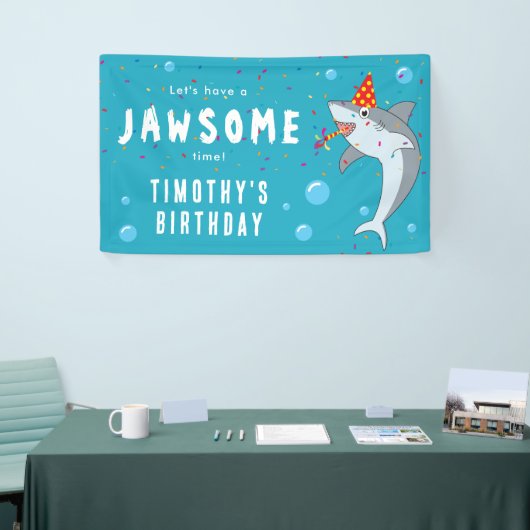 Schattigee haai in oceaan Kids Verjaardagsfeest Spandoek (Beurs)