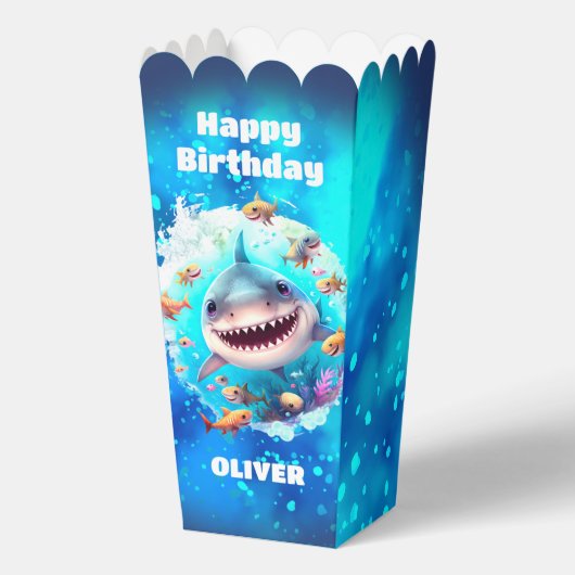Schattigee haai verjaardag gepersonaliseerde jonge bedankdoosjes (Voorkant)