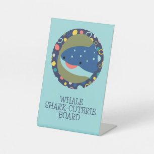 Schattigee haaienvinvis haai-cuterie board reclamebord met voetstuk