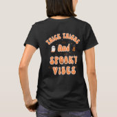 Schattigee Halloween Dikke Dijen en Spooky Vibes T-shirt (Achterkant)